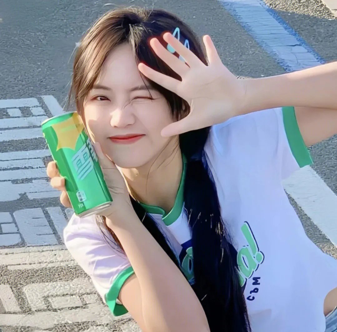 前任之亢龙有悔（分手后，女友抱着大腿求复合）